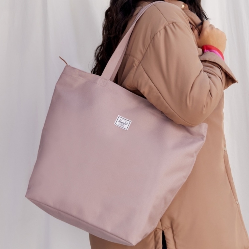 HERSCHEL SUPPLY CO Mica Tote Shoulder Bag in Ash Rose Dusty Pink